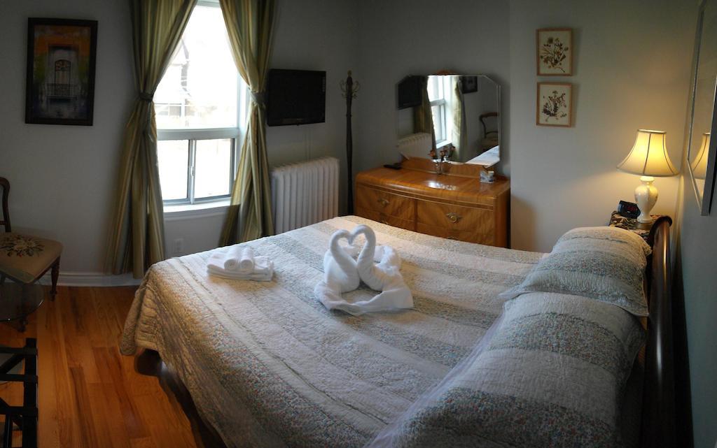 Rose Garden Bed And Breakfast Toronto Kamer foto